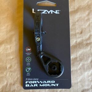 Brand New in Packaging Lezyne Forward Bar Mount For GPS or Similar